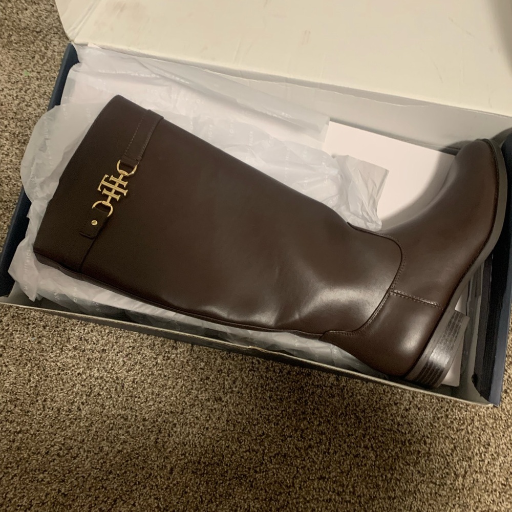 Tommy Hilfiger Chocolate Heeled Boots with Gold Accent